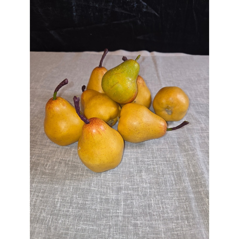 8 Piece Artificial Pears Faux Fruit Home Decor Kitchen Centerpiece Yellow Green